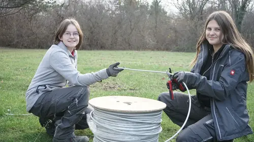 Lehrlinge Anna Schrammel (re.) und Janine Ringel (li.)