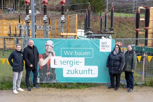 Leiter Netz NÖ Service Center Horn Friedrich Köck, Bgm. von Altenburg WHR DI Markus Reichenvater, Bgm.in. von St. Leonhard/Hw. Eva Schachinger, Bgm. von Krumau Josef Graf