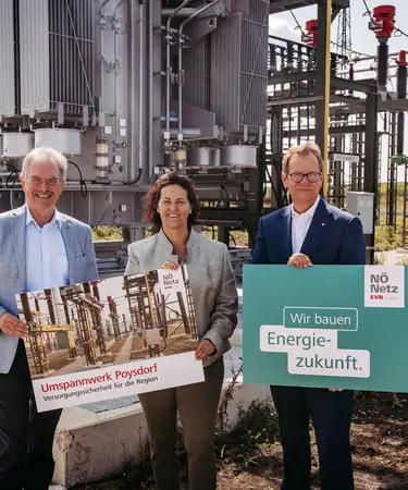 Landtagspräsident Karl Wilfing, Poysdorfs Bürgermeisterin Gudrun Sperner-Habitzl, EVN Vorstand Stefan Szyszkowitz