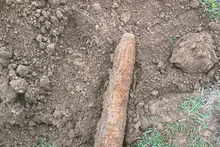 Panzergranate: Kriegsrelikt ausgegraben. 