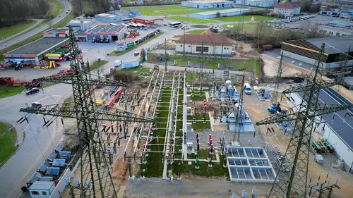 „Das neue Umspannwerk wird am bestehenden Standort errichtet, die benötigte Fläche wird sich jedoch verdoppeln.“, berichtet Netz NÖ-Projektleiter Manuel  Birkfellner