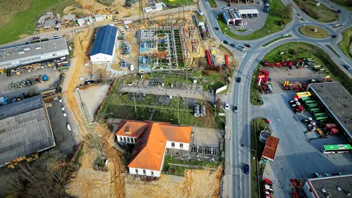 Der erste Teil der Anlage wurde bereits neben der Altanlage errichtet