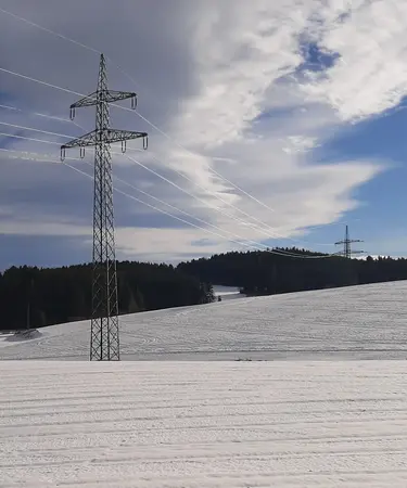 Die neue Leitung verläuft über Gemeindegebiete von Groß Gerungs, Zwettl, Schweiggers, Waldenstein, Hoheneich, Großschönau, Kirchberg am Walde und Gmünd