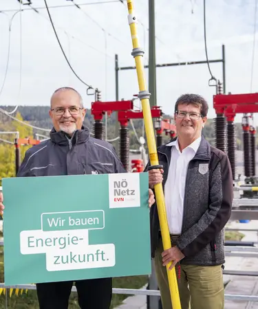 Konstantin DeMartin, Leiter des Netz NÖ Service Centers Traisen und Bürgermeister Albert Pitterle
