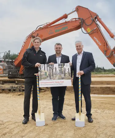 v.l.n.r.: EVN Vorstandsdirektor Franz Mittermayer, Bürgermeister Lukas Michlmayer und Landesabgeordneter Anton Kasser