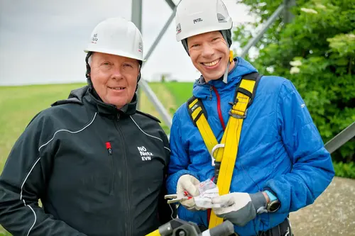 Johannes Neuditschko vom Netz Niederösterreich zusammen mit Wildtierökologe Richard Zink.